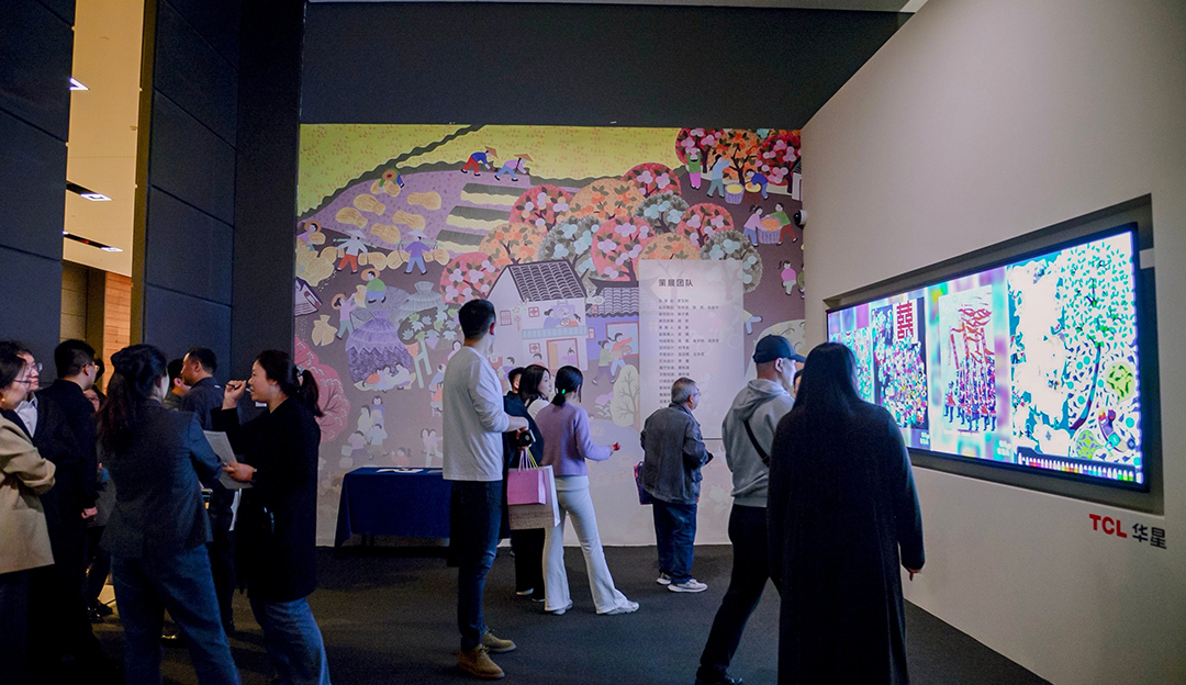 TCL华星MLCD屏点亮国博农民画展,绘就显示科技与传统艺术融合新篇